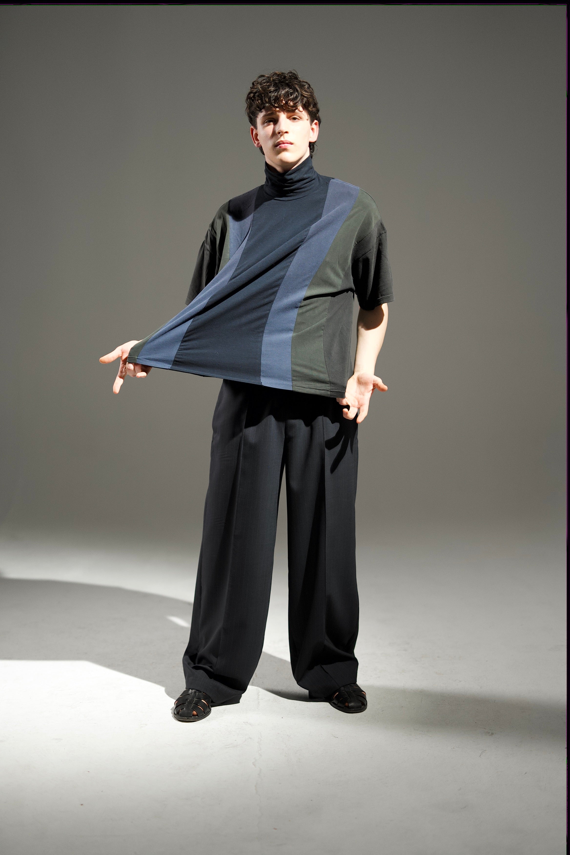 Thiodem Sliced T-Shirt – BLACK Edition Crewneck