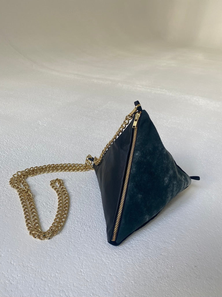 Pyramide Bag - upcycled black leather