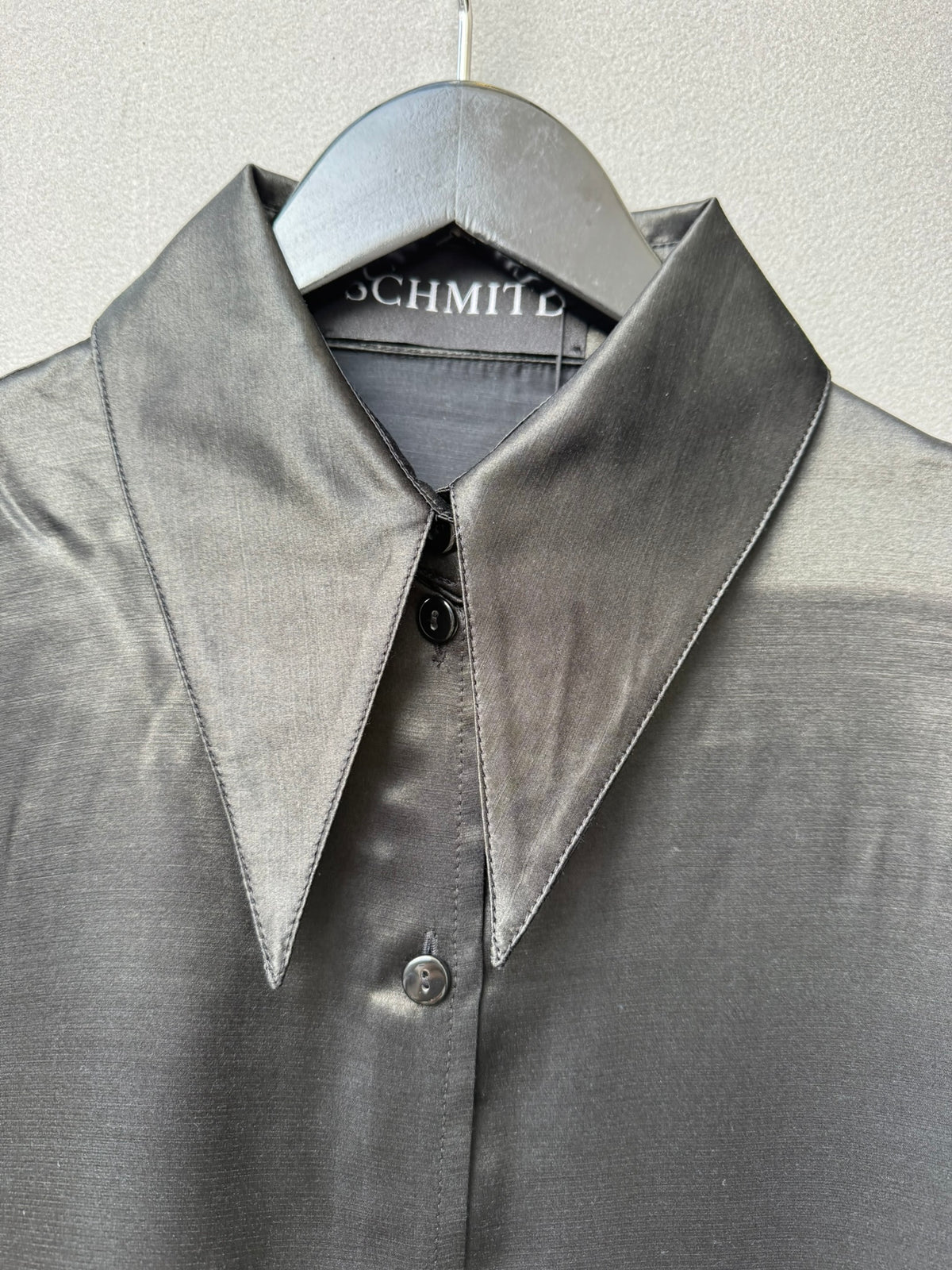 Amore Blouse - black Satin