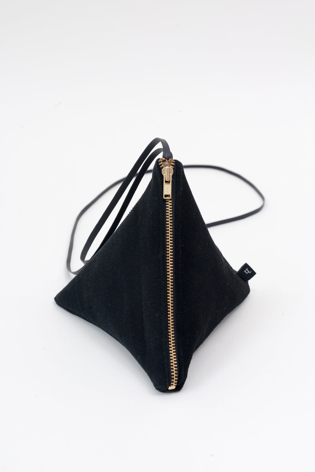 Happy Hands Workshop - Pyramide Bag