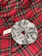 Mega Scrunchie - metallic silver